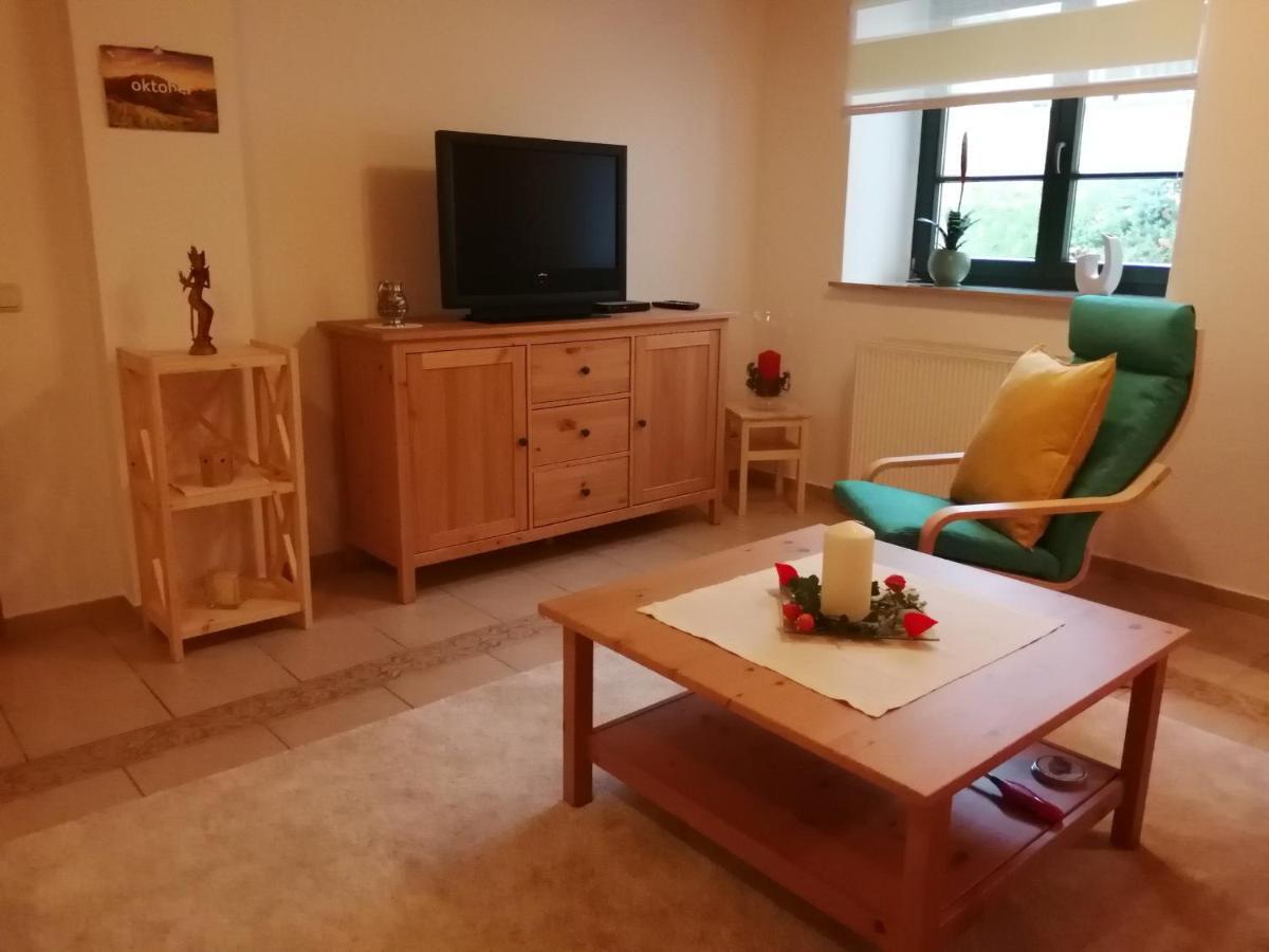 Ferienwohnung Ulbrich Нойштадт Екстер'єр фото